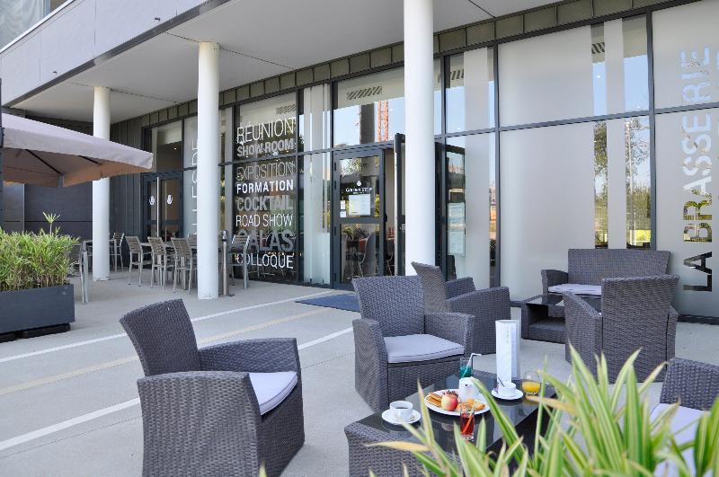 Golden Tulip Pornic Suites- Appart Hotel Екстериор снимка